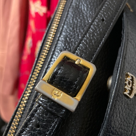 Vintage MCM mini bag - Picture 5 of 16